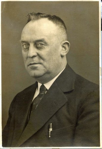 Portret/afbeelding van Marinus Cornelis van den Hoek